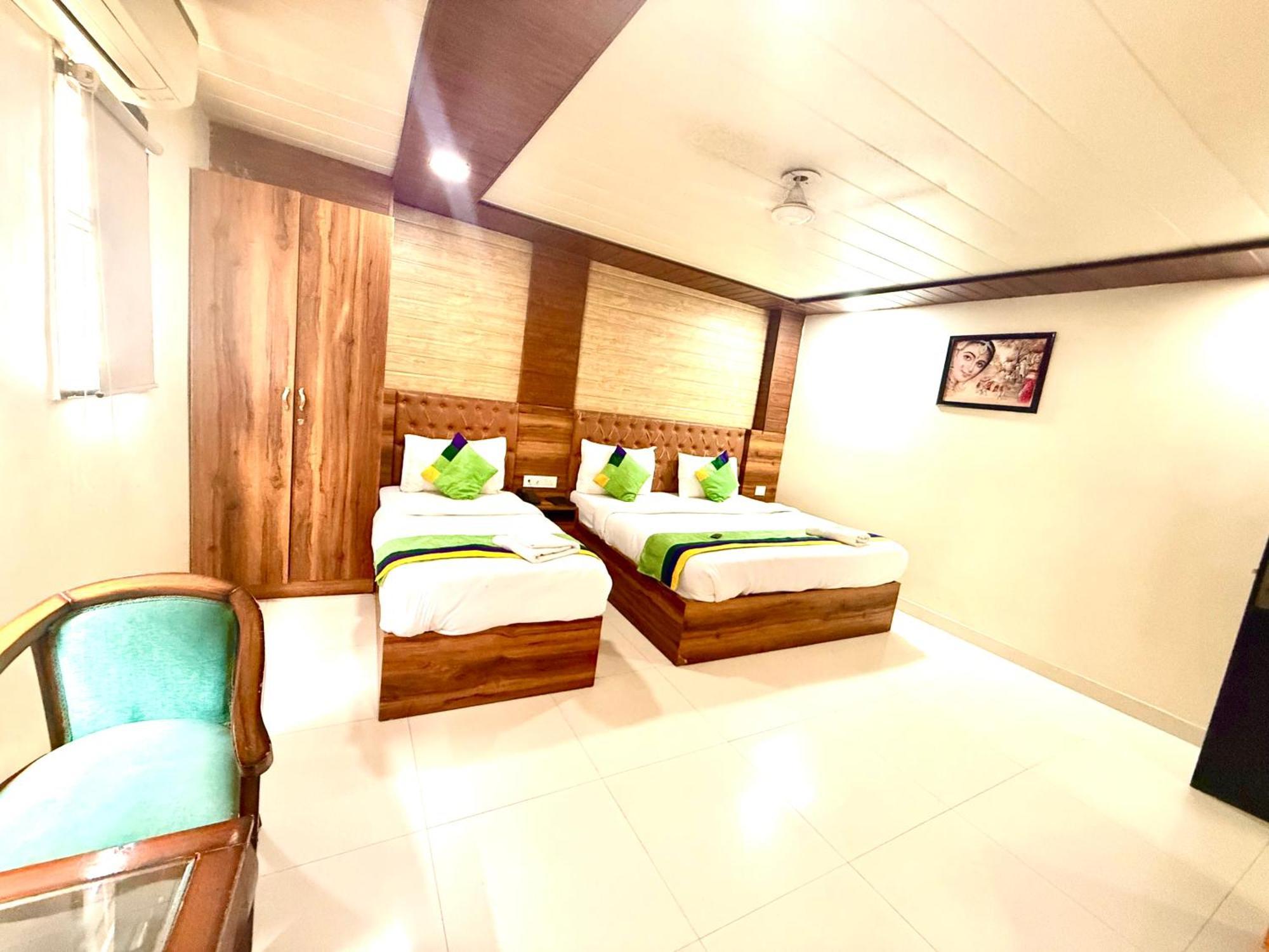 Nysha Near Igi Airport Delhi 4* New Delhi
